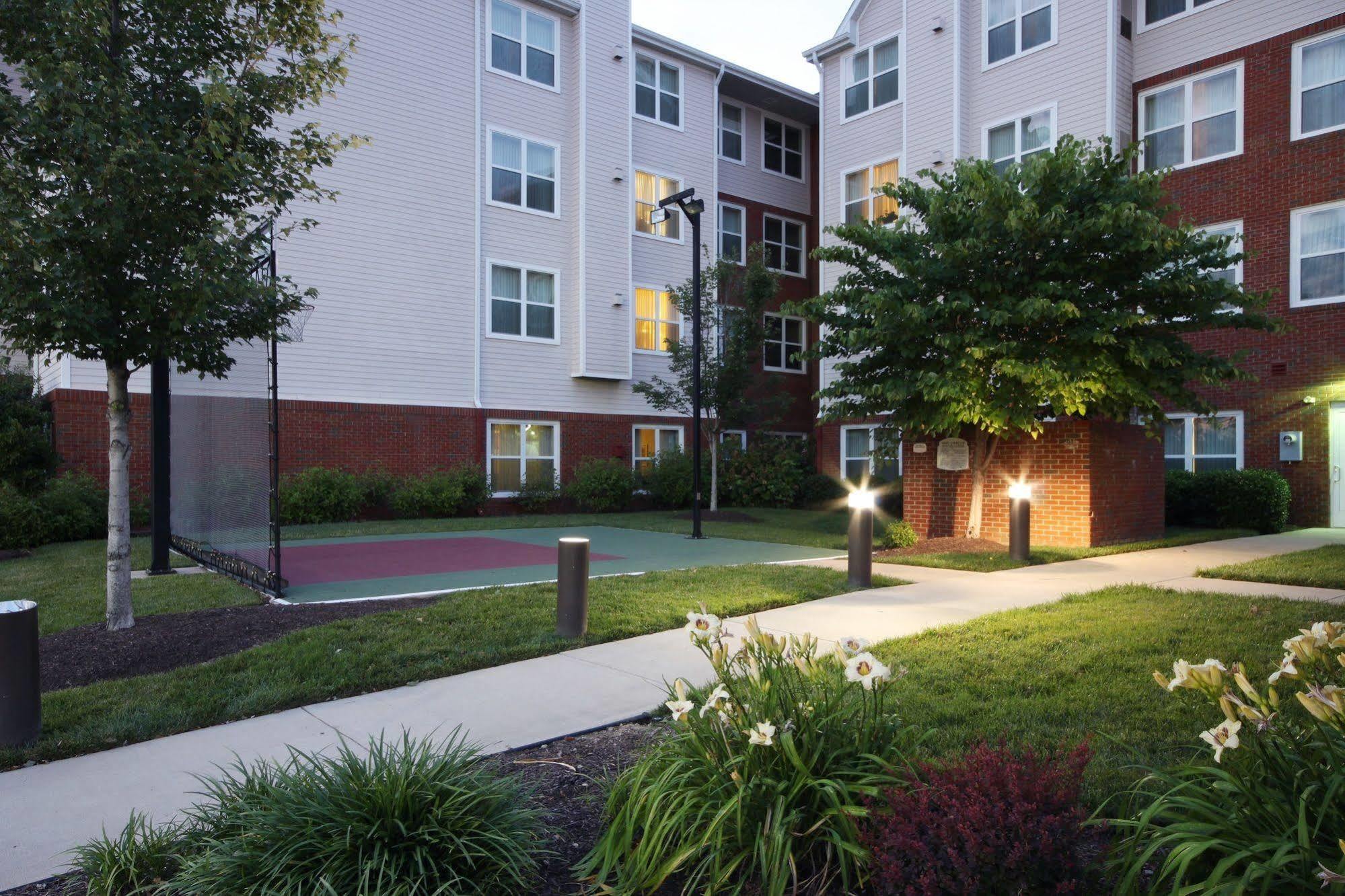 Residence Inn Potomac Mills Woodbridge Exterior photo